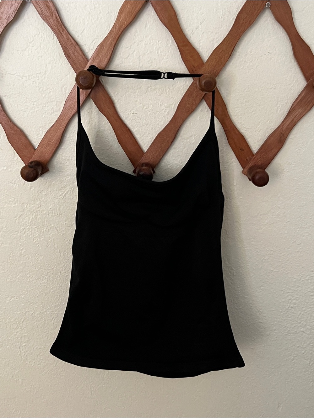 Alphalete Women's Black Slim-Strap halter Top